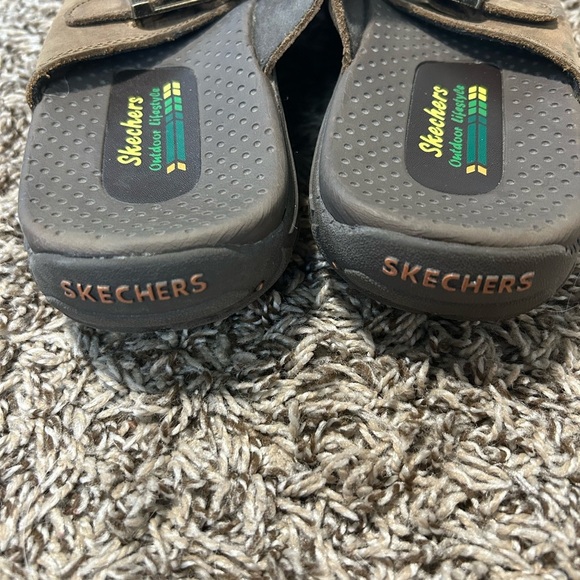 Woman's SKETCHERS Brown Adjustable Double Strap Slide Sandals Size 9. - Picture 5 of 10